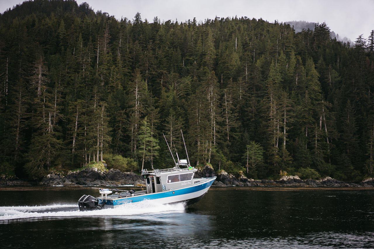 Alaska fishing boat with Mercury engines